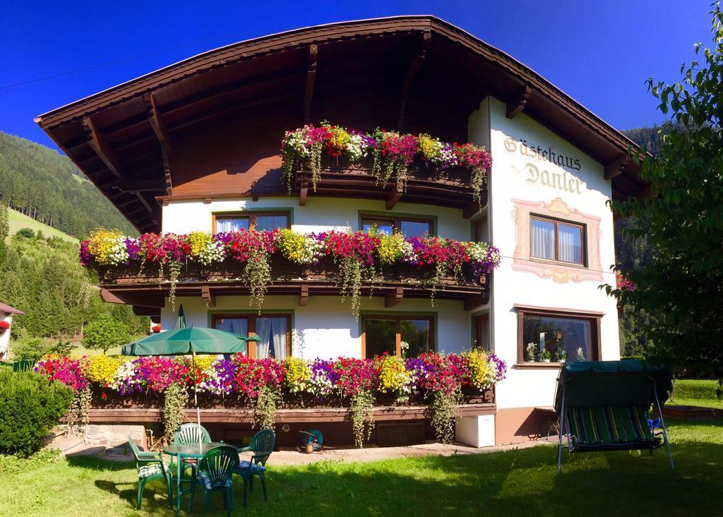 Gaestehaus Danler Neustift im Stubaital Exterior foto